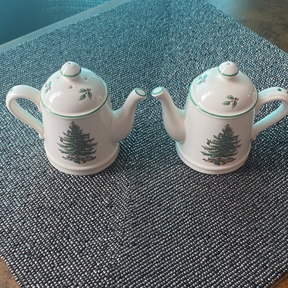 Spode Holiday Salt and Pepper Shakers with Christmas Tree design